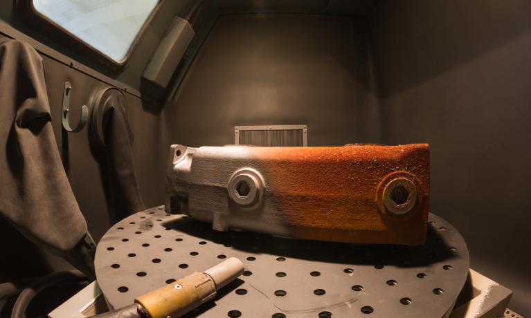 Sandstrahlen Korundstrahlen Glasperlenstrahlen